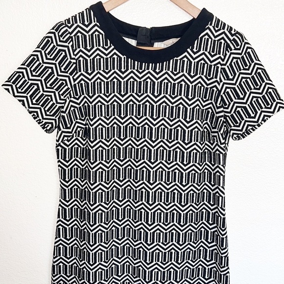 Banana Republic Patterned Short Sleeve Office Midi Dress - Picture 2 of 10